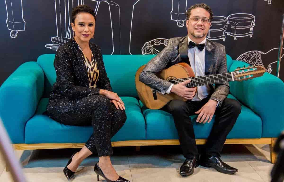Banner do evento “MÚSICA NA PRAÇA” TRAZ A SENSIBILIDADE DE ROSE ARAÚJO DUO