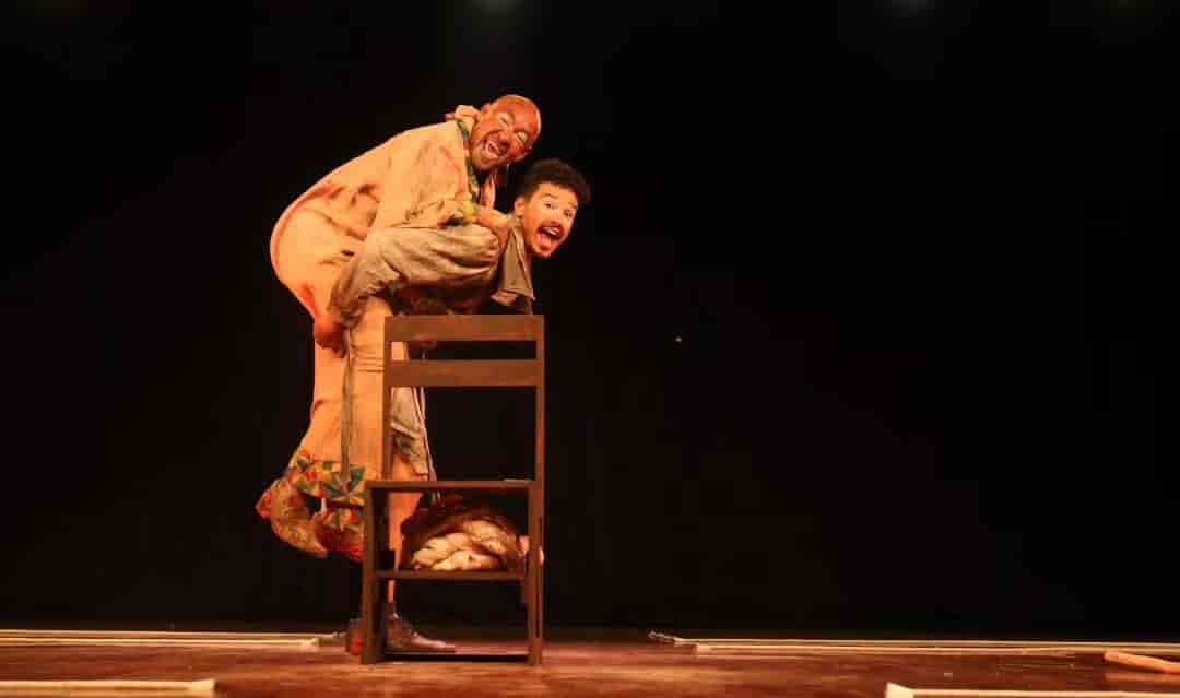 Imagem do evento Espetáculo de Teatro - A TERRA PROMETIDA: escadaria para o céu.