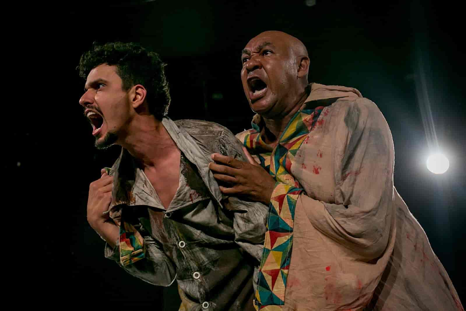 Imagem do evento Espetáculo de Teatro - A TERRA PROMETIDA: escadaria para o céu.