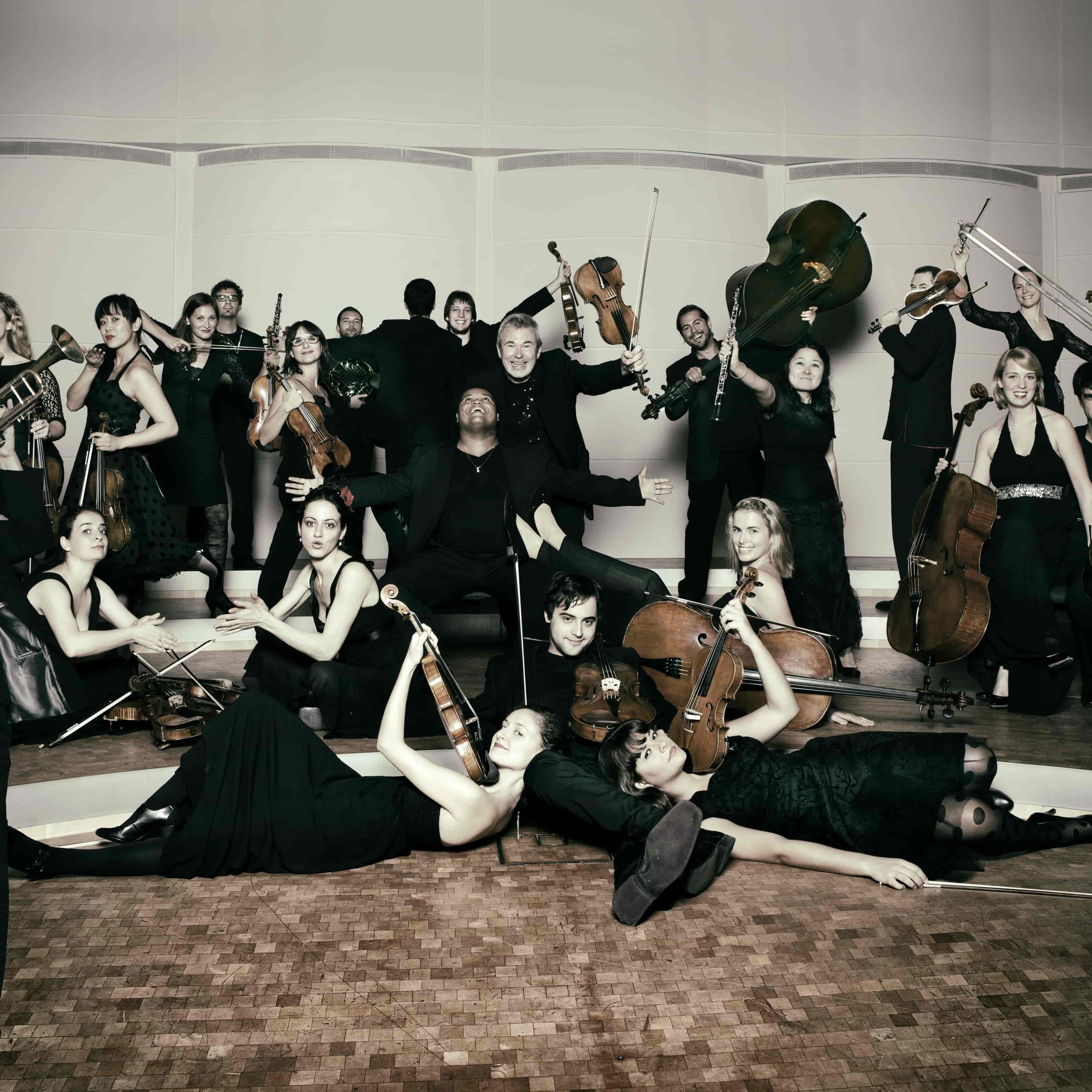 Banner do evento Salzburg Chamber Soloists e Constanze Quartet  em concerto no Teatro B32 em São Paulo