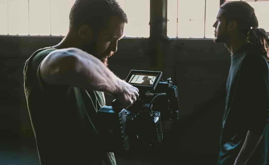 Banner do evento Curso Presencial e Gratuito | Atuação Indomável: Convocação da presença no audiovisual e no teatro