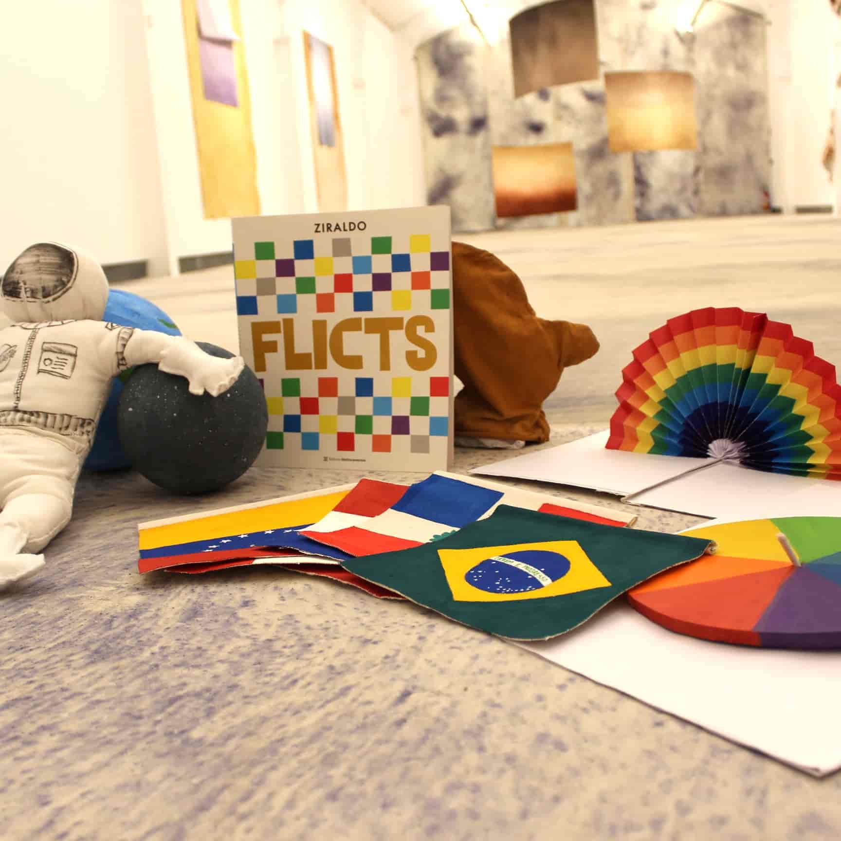 Imagem do evento Contação De História Na Exposição Juliana Dos Santos: Temporã + Atividade Plástica