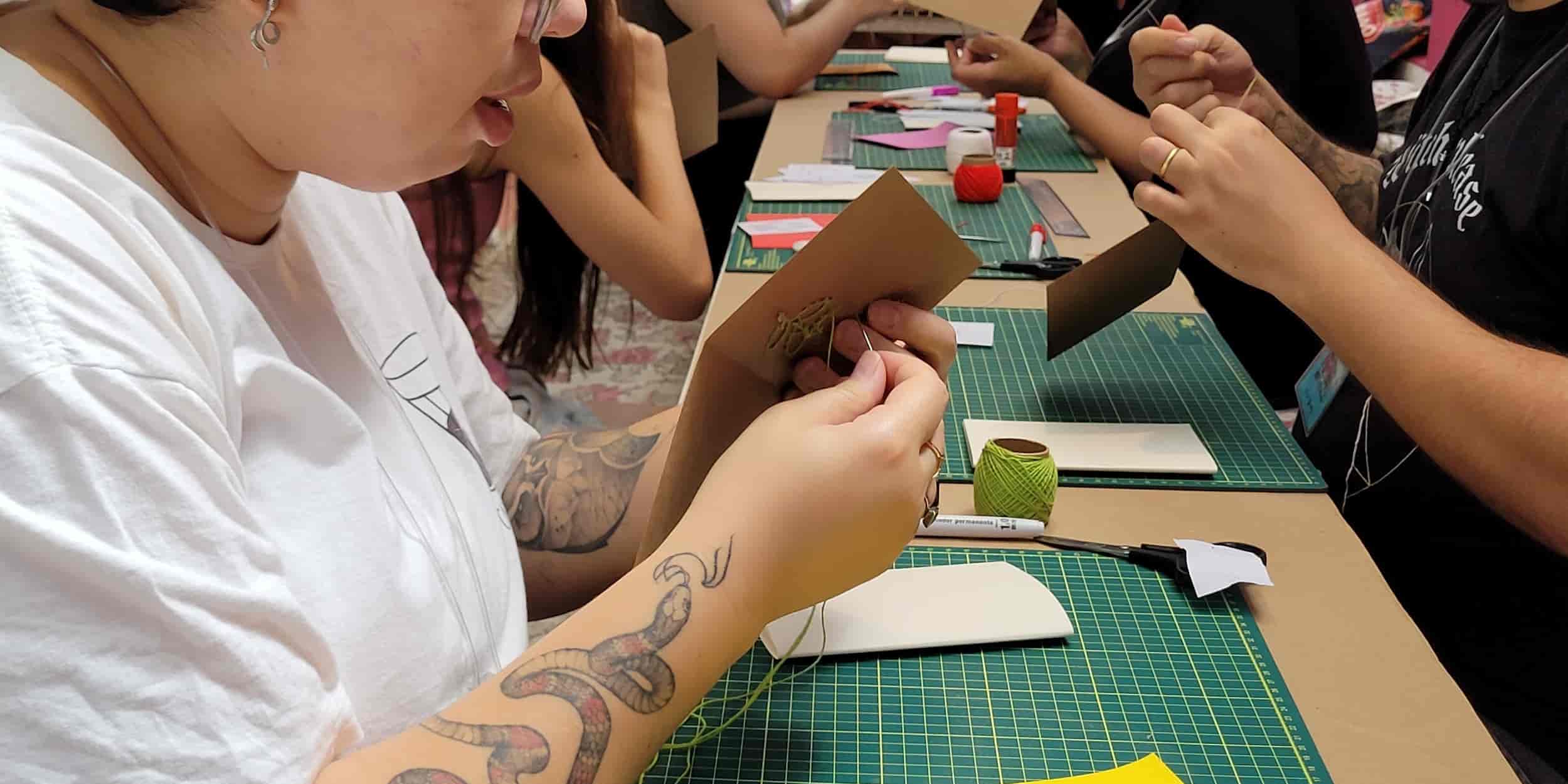 Imagem do evento COSTURANDO MEMÓRIAS: CADERNO DE REGISTRO