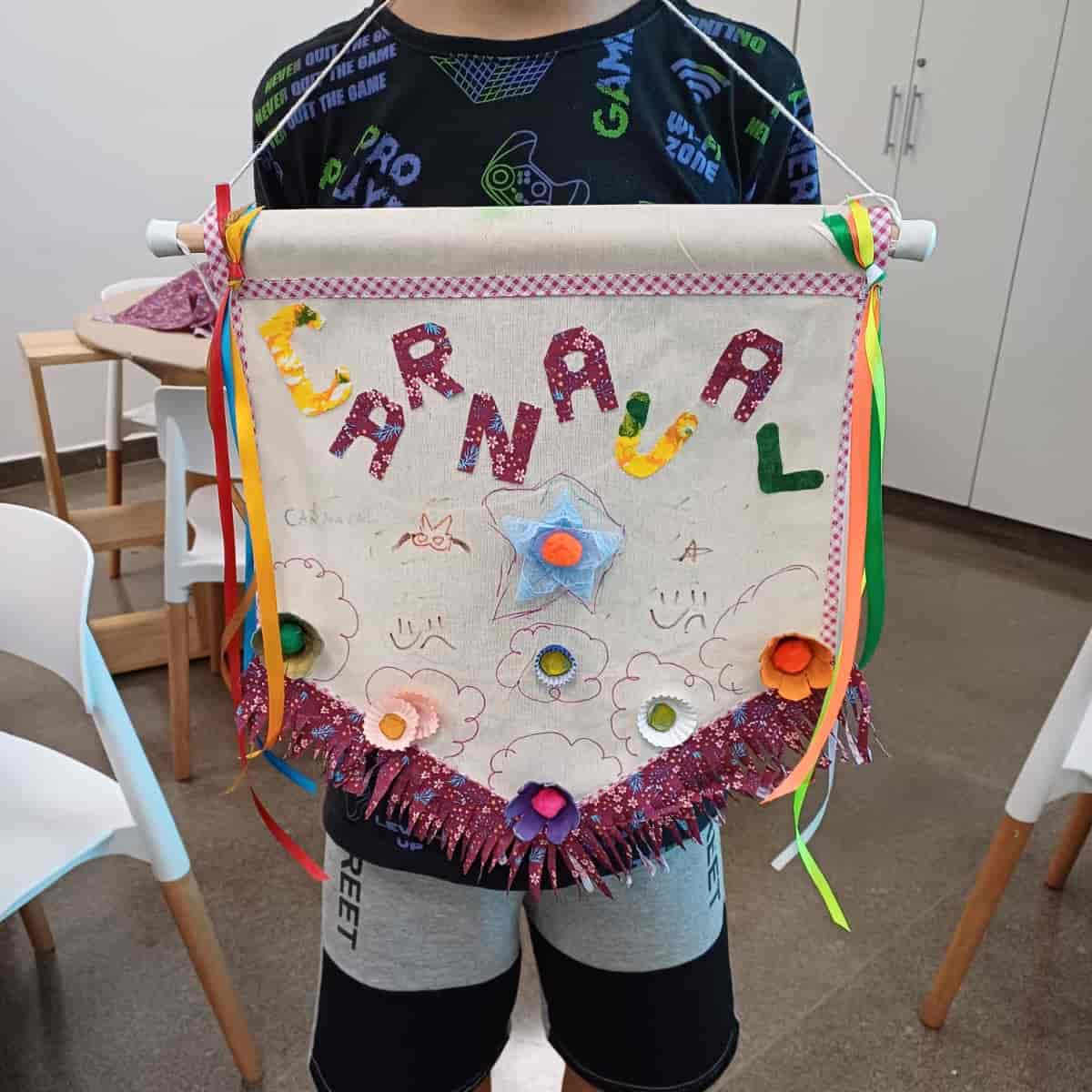 Imagem do evento "Encontro com Artes: Oficina Pequenos   Estandartes de Carnaval”