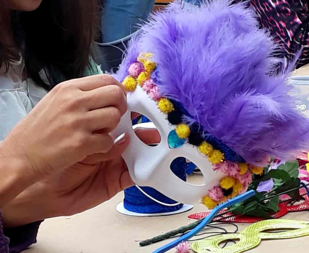 Banner do evento Oficina de Adereços e Máscaras de Carnaval