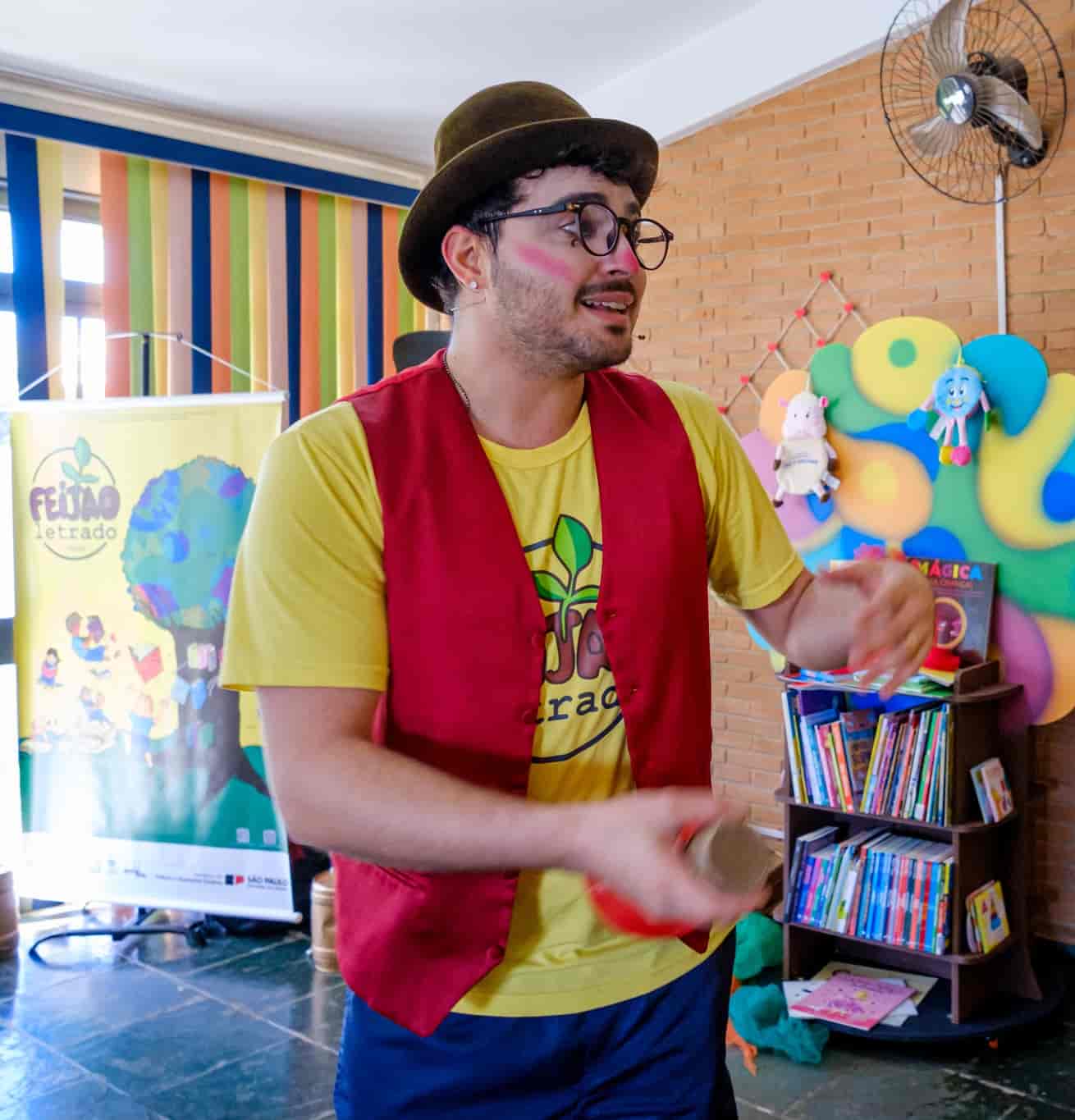 Banner do evento Feijão Letrado doa 464 livros e leva cultura de graça a escolas de Tietê