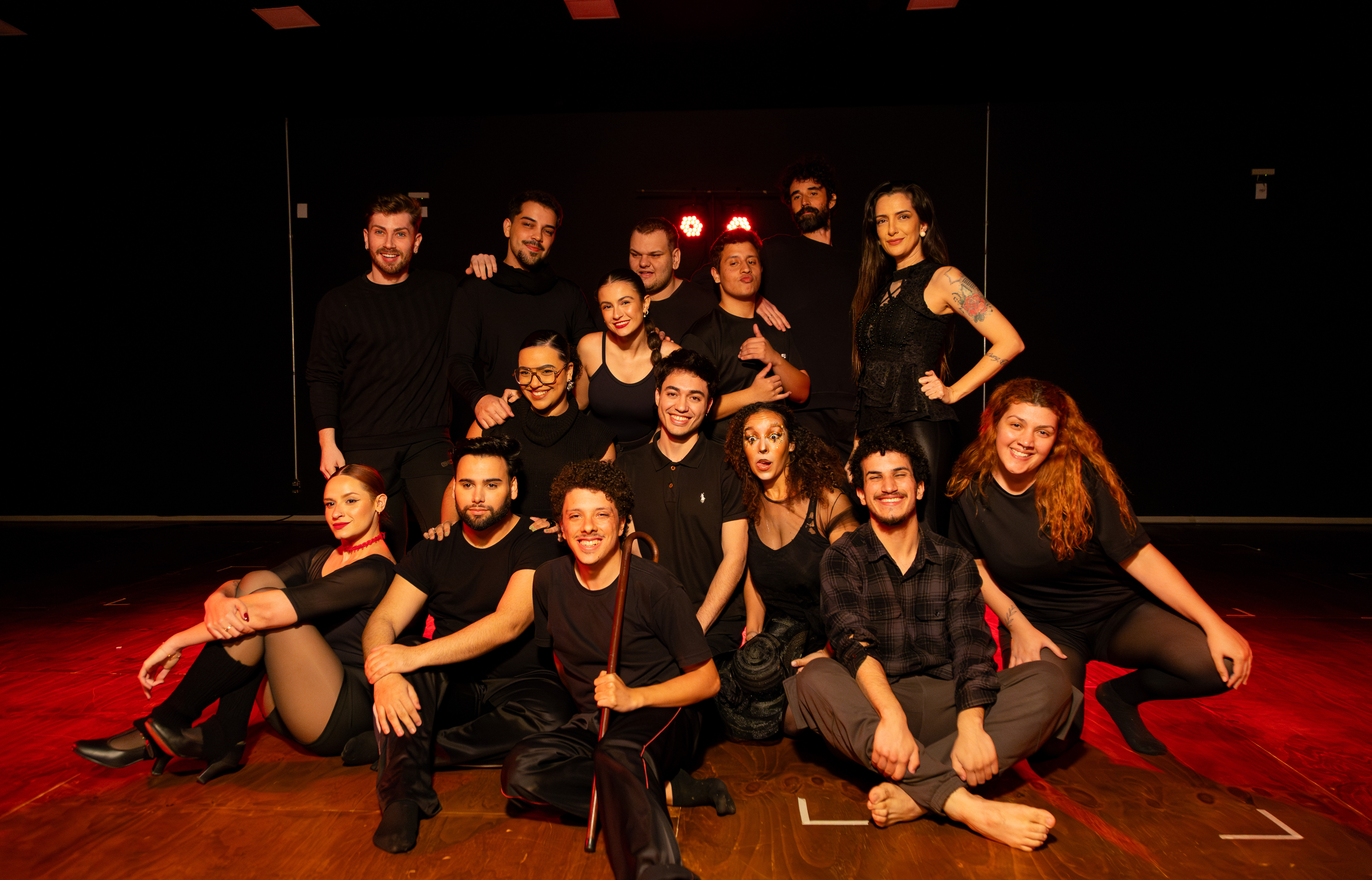 Banner do evento Espetáculo: Cabaret dos Bichos - 30º FETESP 