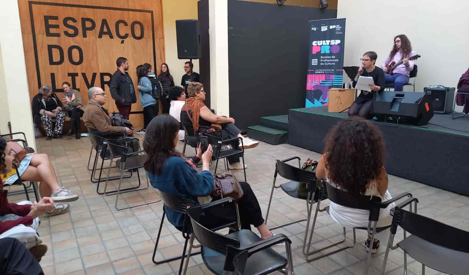 Banner do evento Sábado Literário