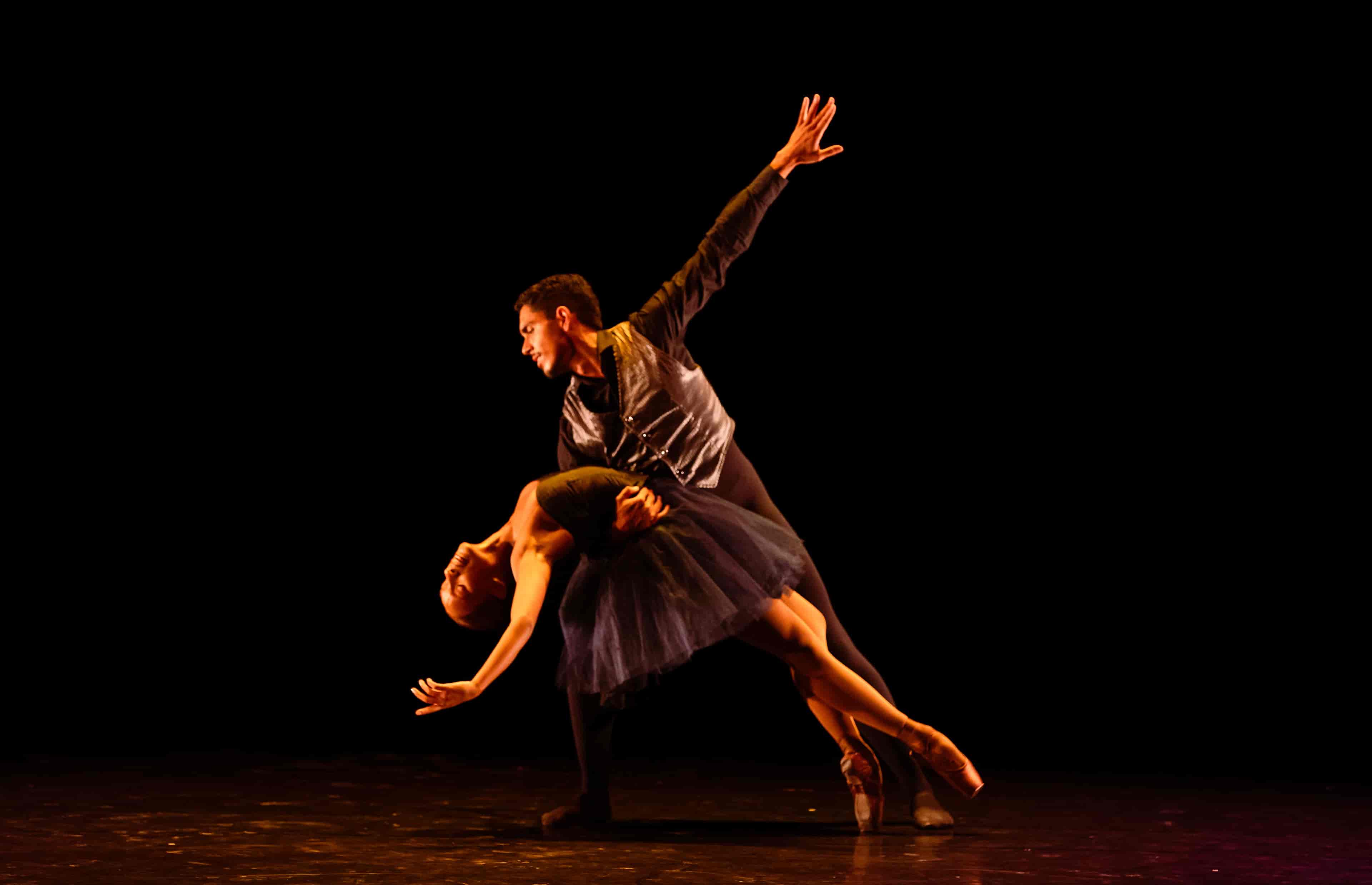 Banner do evento SPCD | APRESENTAÇÕES GRATUITAS NO 26º FESTIVAL DANÇA E MOVIMENTO - ILHABELA/SP