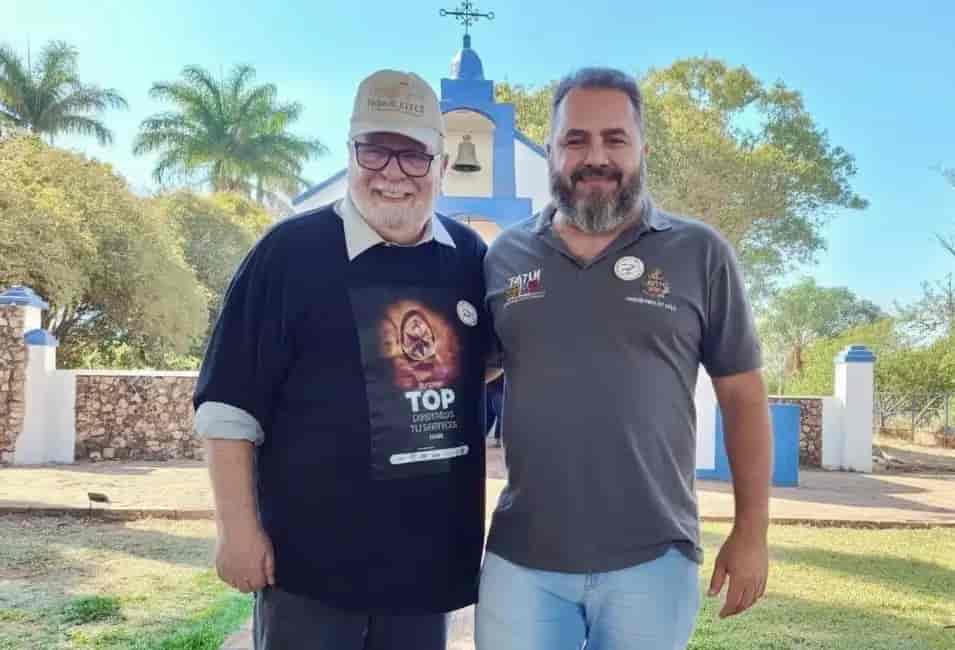 Banner do evento  “TOP DESTINOS TURÍSTICOS 2025” NAS CATEGORIAS CULTURAL, GASTRONÔMICO E DE ESTUDOS E INTERCÂMBIO