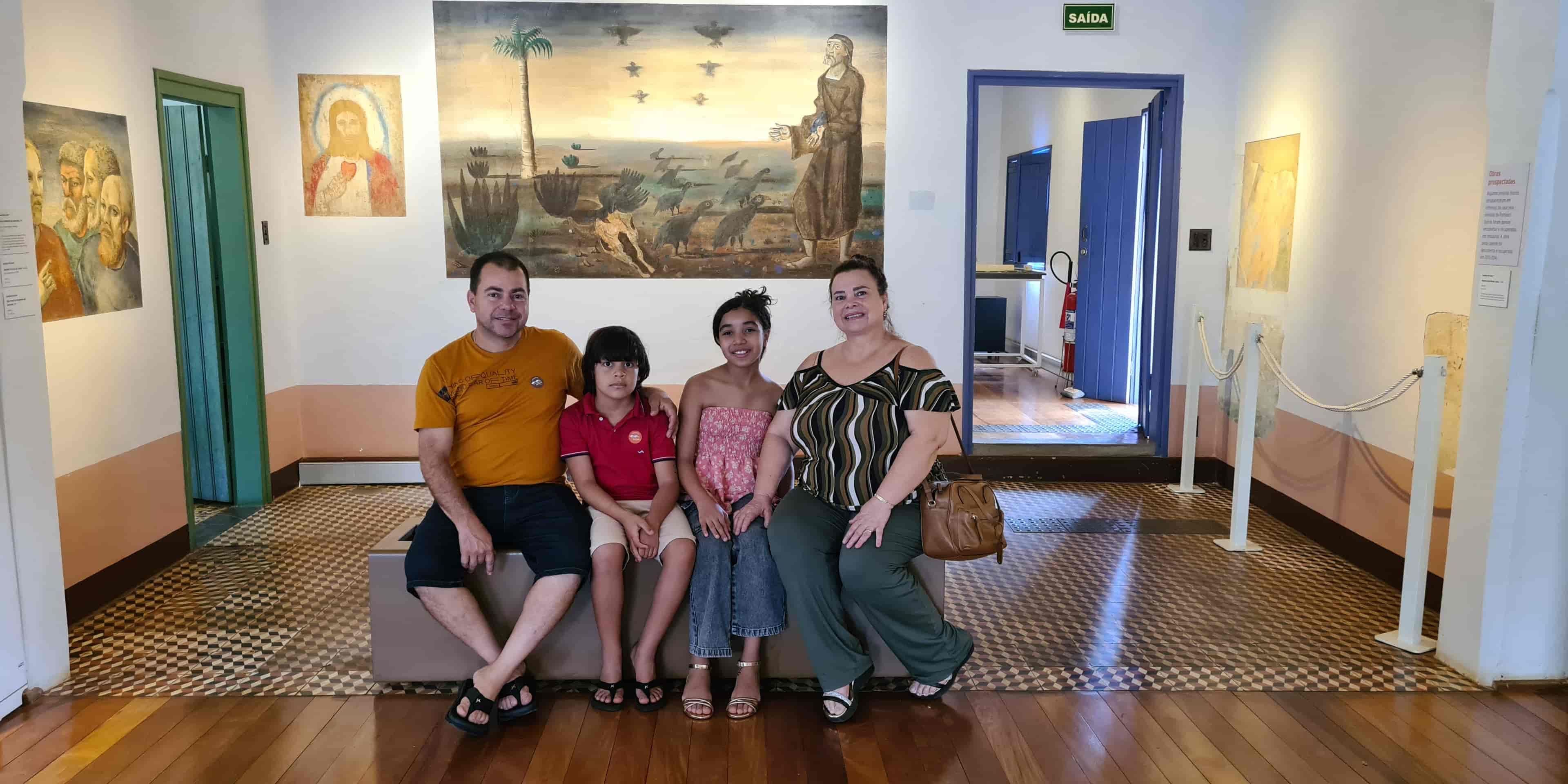 Banner do evento Família no Museu 