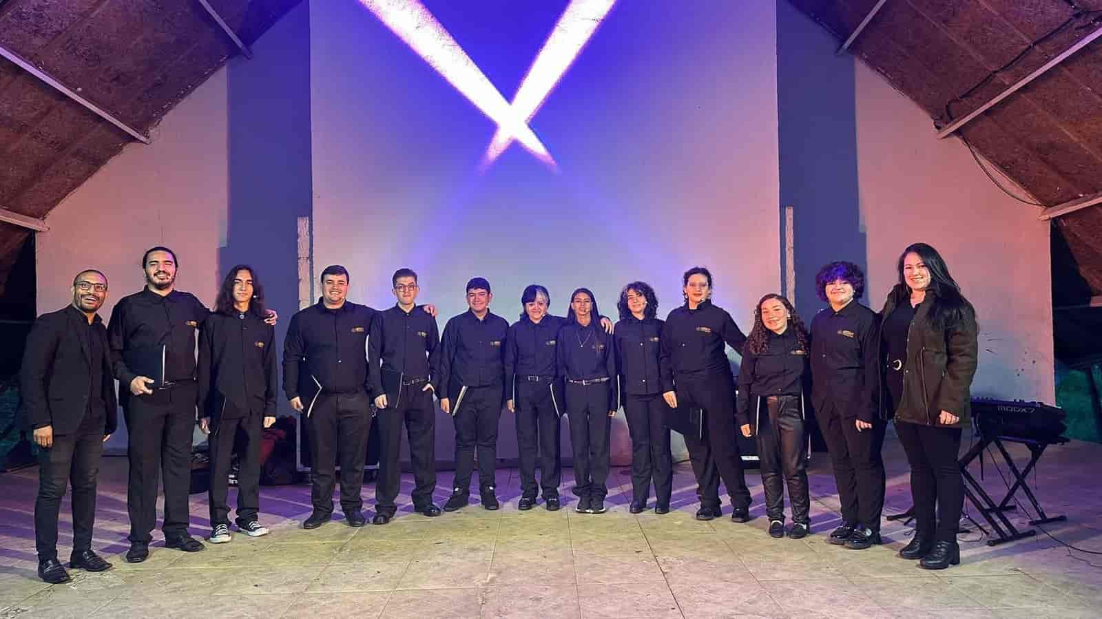 Banner do evento "Férias no Museu: Concerto Natalino com Coro Jovem da Ame Campos"