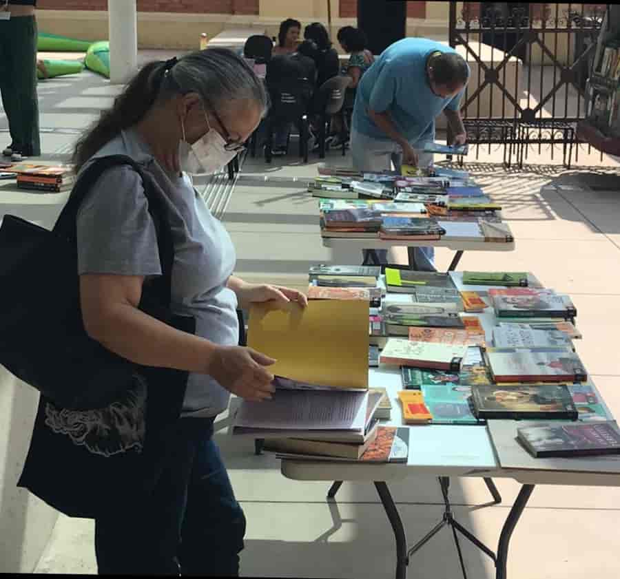 Banner do evento Feira de Troca de Livros do Museu da Língua Portuguesa