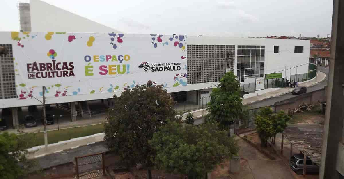 Banner do evento Atividade Literária:  A história preta das coisas