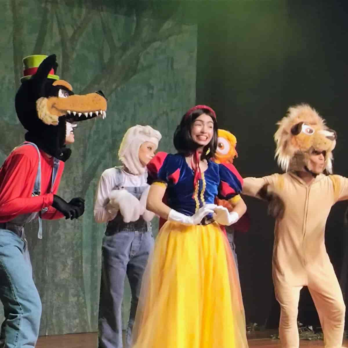 Banner do evento PEÇA INFANTIL A BRANCA DE NEVE CHEGA AO TEATRO BIBI FERREIRA EM UMA NOVA ADAPTAÇÃO DO CLÁSSICO 