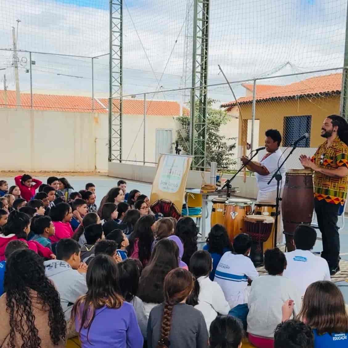 Imagem do evento “BATE TAMBÔ NAS ESCOLAS” 