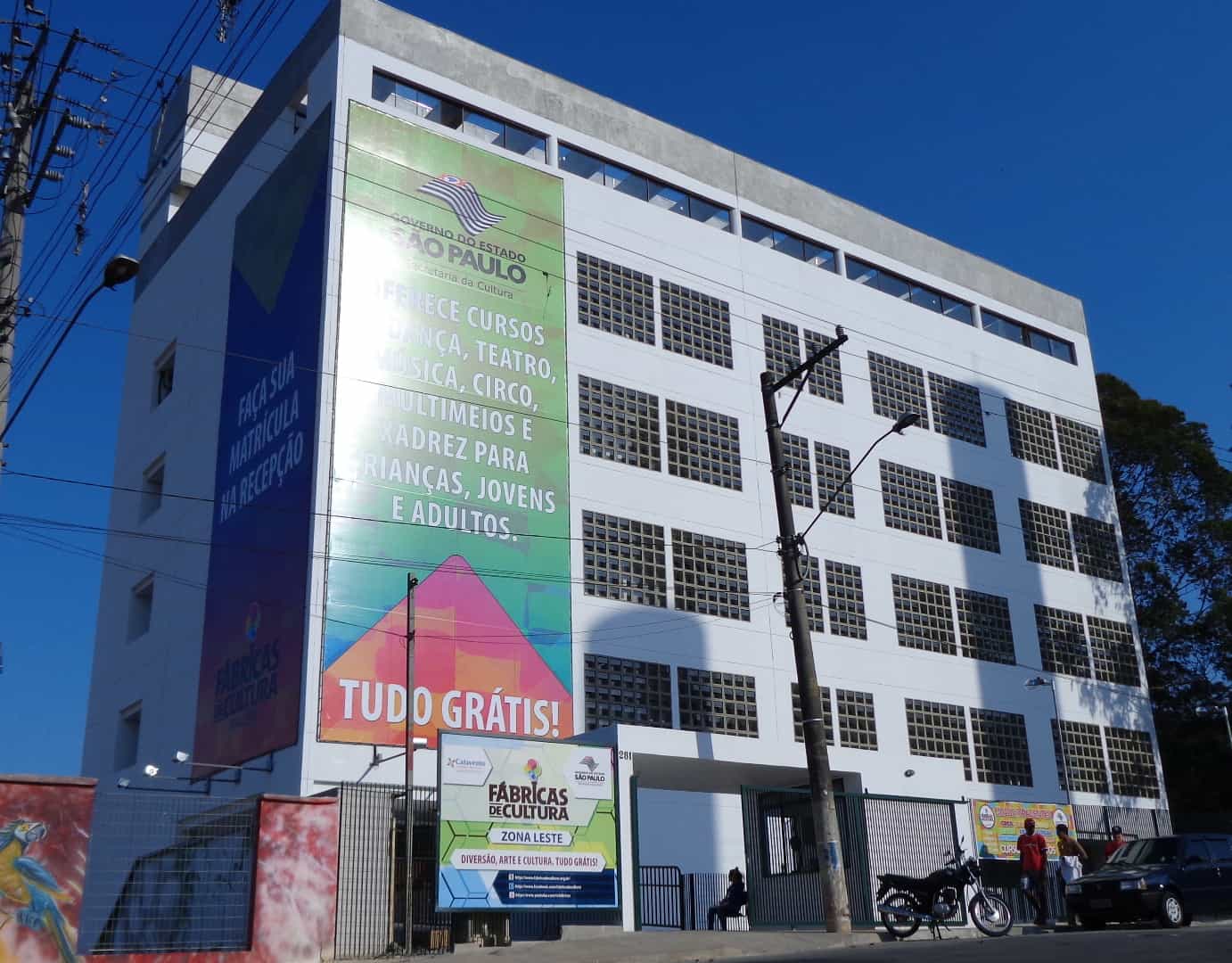 Banner do evento Sessão cinema - Ponto MIS | Filme: PASSO DE TARTARUGA