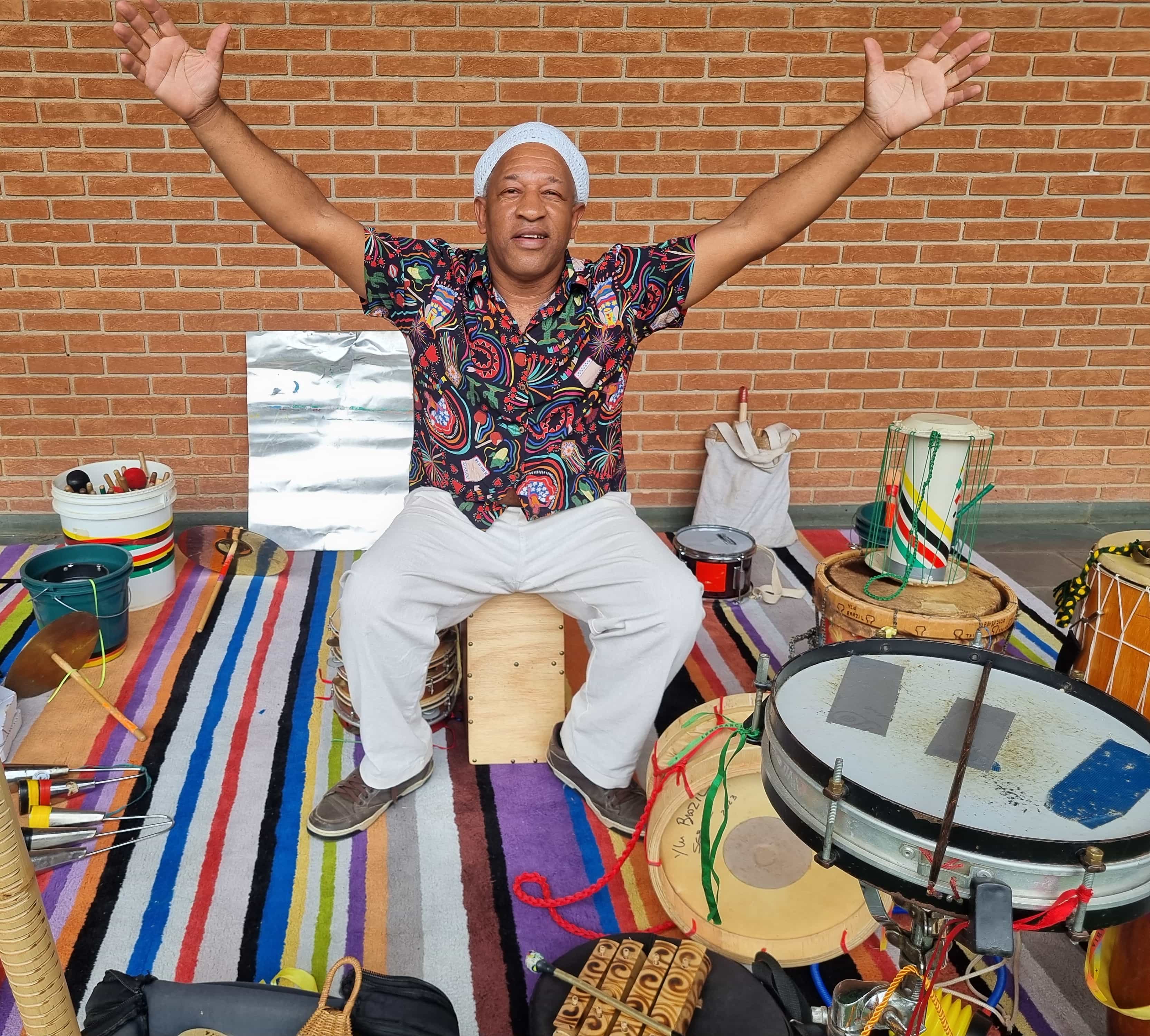 Banner do evento Curso para professores: “Vivência percussiva com mestre Afonsinho Menino”