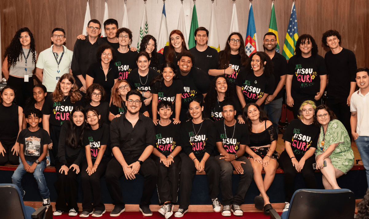 Banner do evento O Coral e Percussão do GURI de Sorocaba se apresenta no SESC Sorocaba.