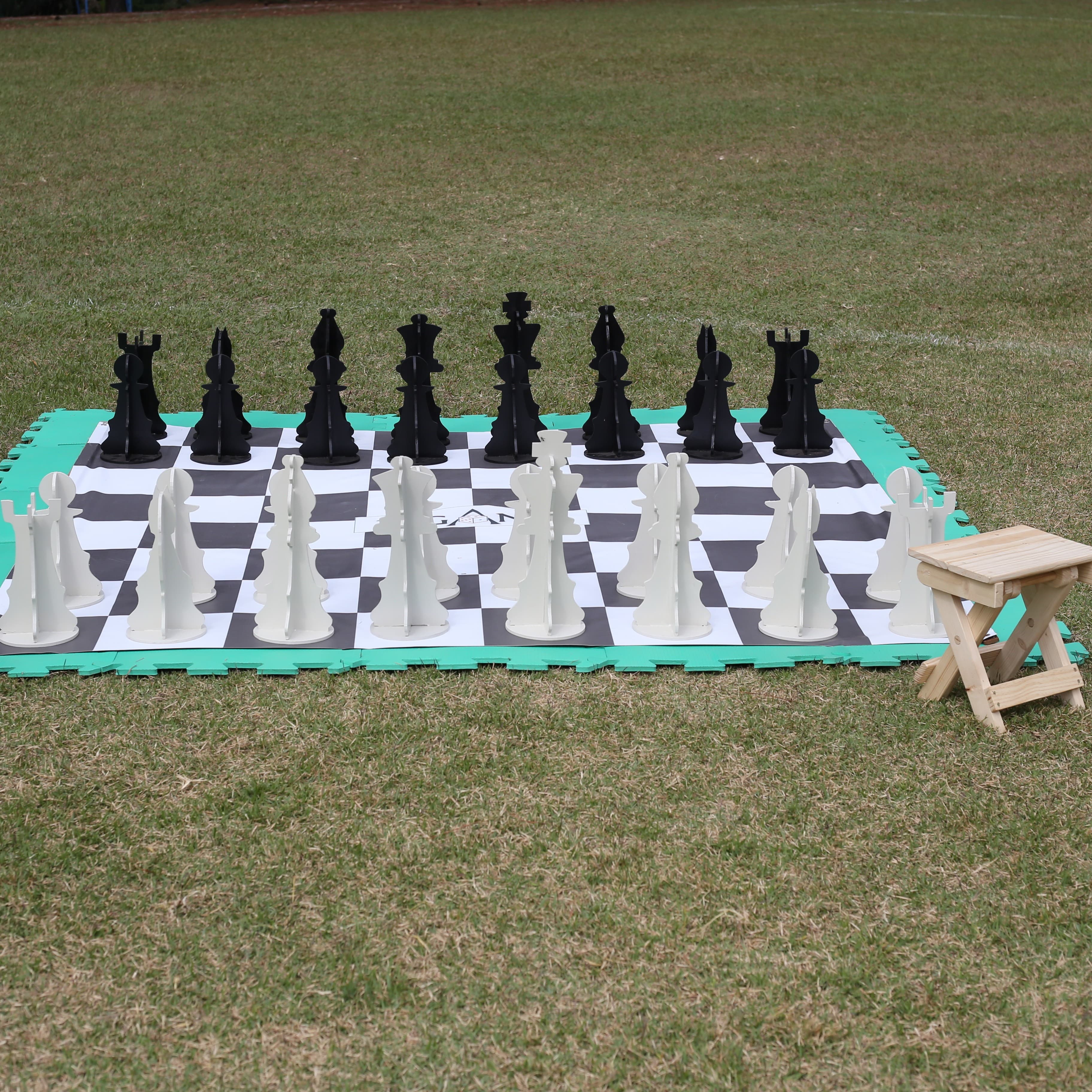 Banner do evento OCUPA RUA COM JOGOS GIGANTES NO MÊS DA INFÂNCIA COM PRENDAS MINHAS