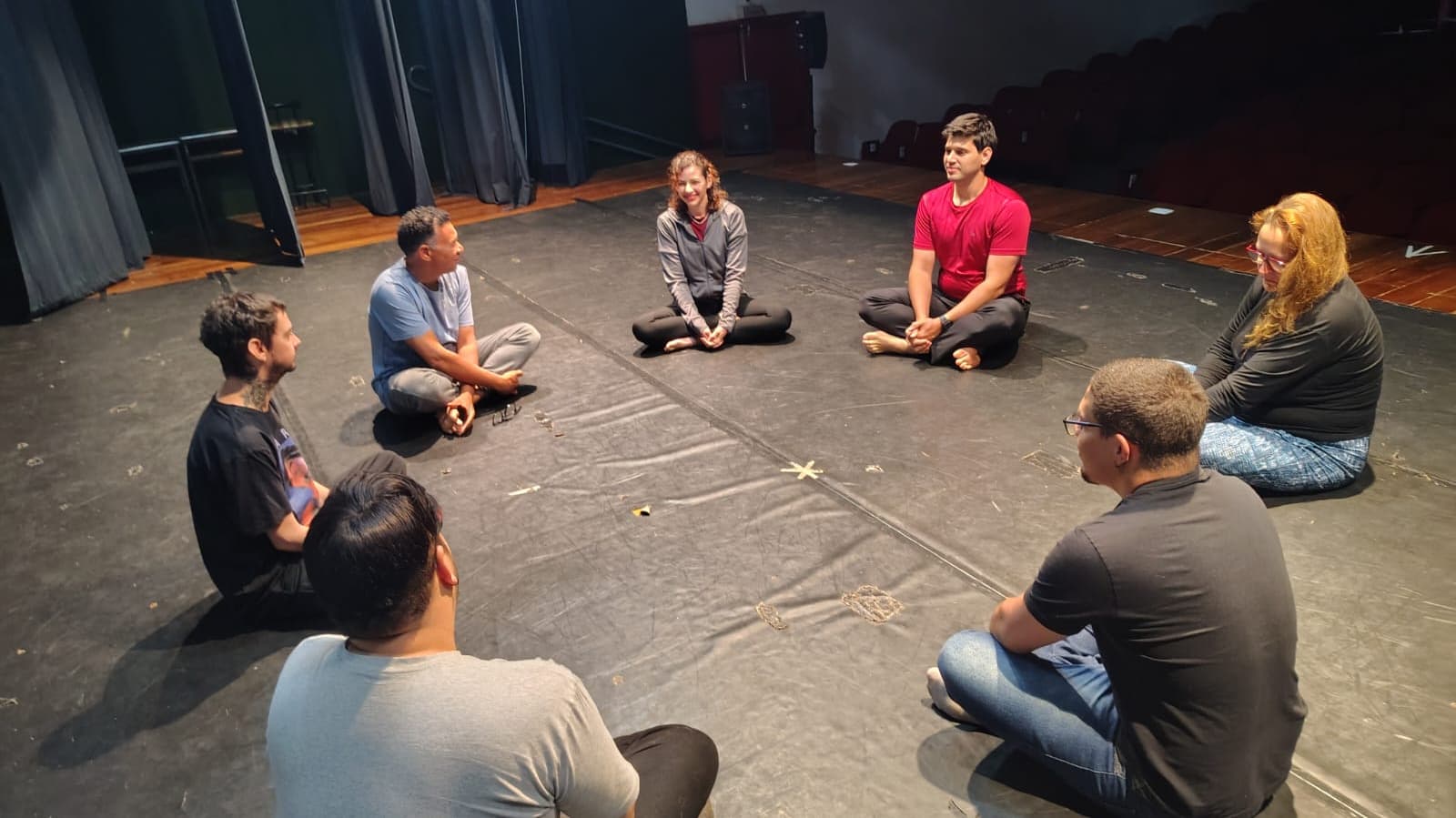 Banner do evento Workshop: Processos criativos para a construção de cenas.