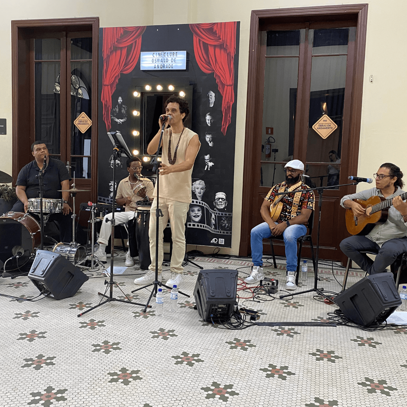 Banner do evento FLUXO SP - Música ao Meio Dia, no Complexo Cultural Oswald de Andrade