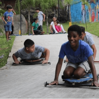 Banner do evento Atividade de Férias: BRINCADEIRA COM CARRINHOS DE ROLIMÃ