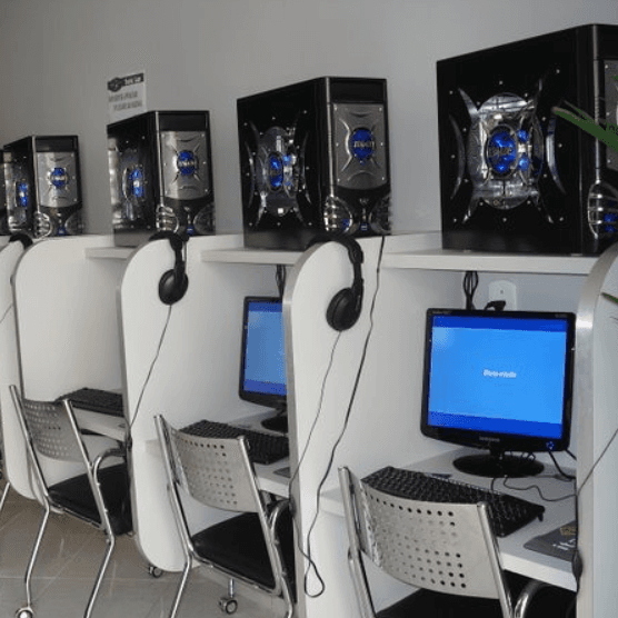 Banner do evento Atividade de Férias: LAN HOUSE