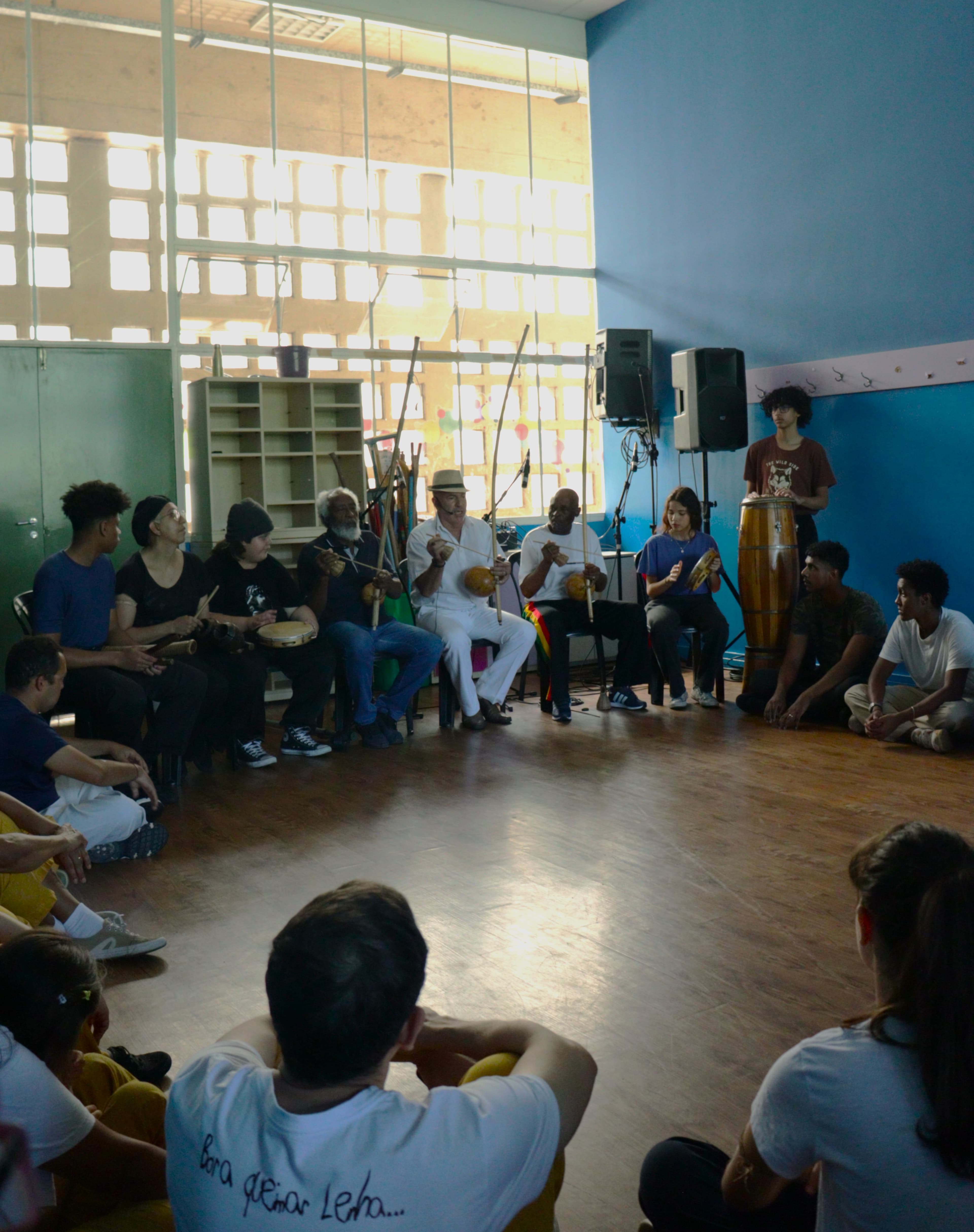 Banner do evento Atividade de férias:  A roda de capoeira Angola e seus fundamentos
