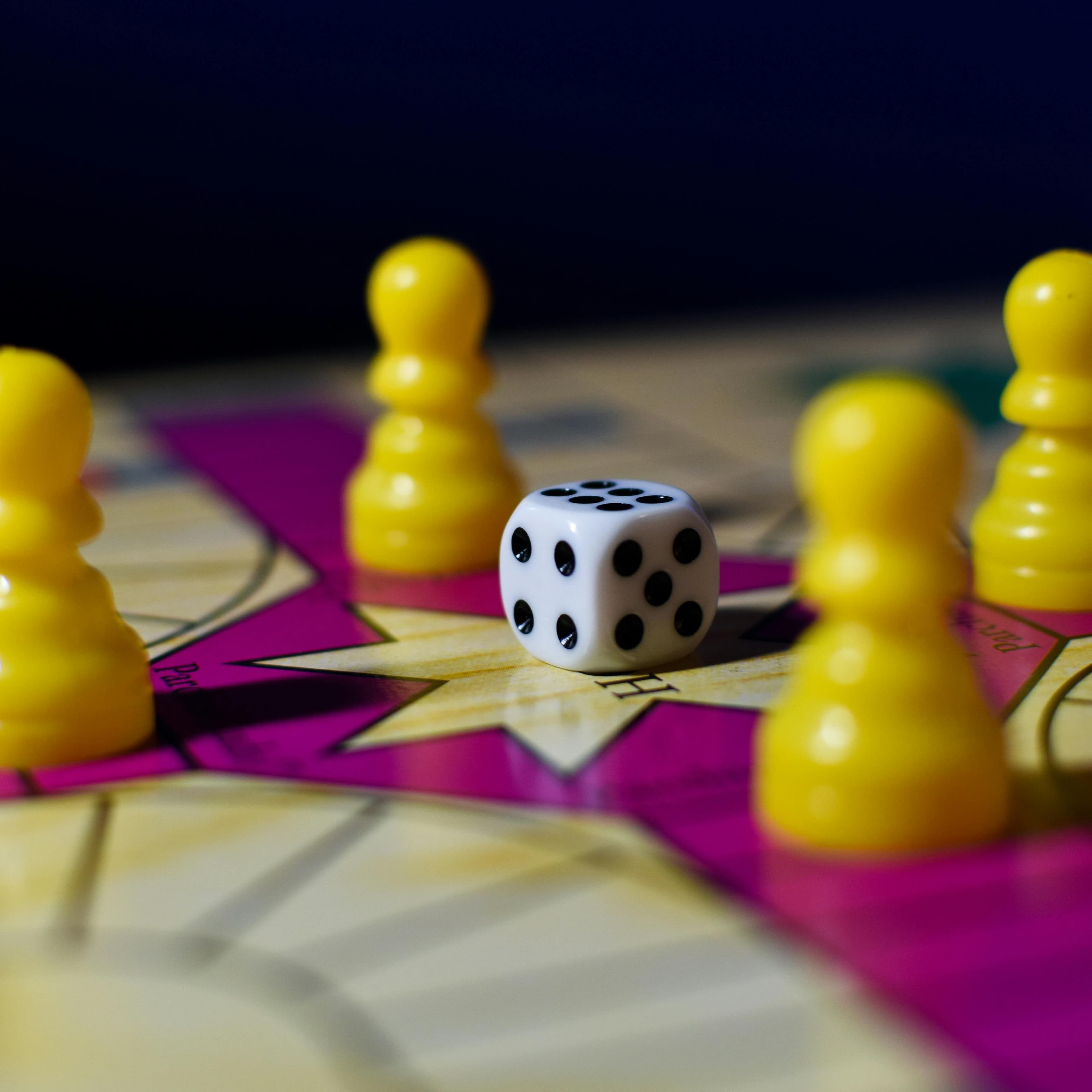 Banner do evento ATIVIDADES DE FÉRIAS | JOGOS DE TABULEIRO GIGANTES + BRINCADEIRAS MUSICAIS