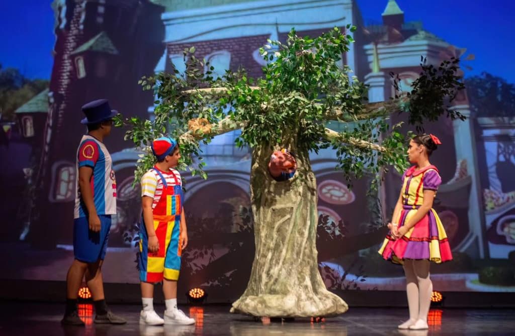 Banner do evento  “NATAL MUSICAL” COM O ESPETÁCULO “CASTELO RÁ-TIM-BUM”