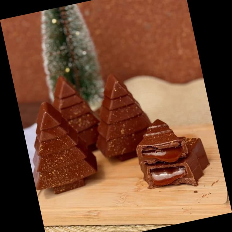 Banner do evento 3ª EDIÇÃO DA VILA DOS DOCES ENCANTA O NATAL EM TATUÍ COMO PARTE DO “NATAL ENCANTADO 2025”