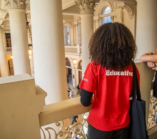 Banner do evento Visita especial para crianças pelo prédio da Estação da Luz