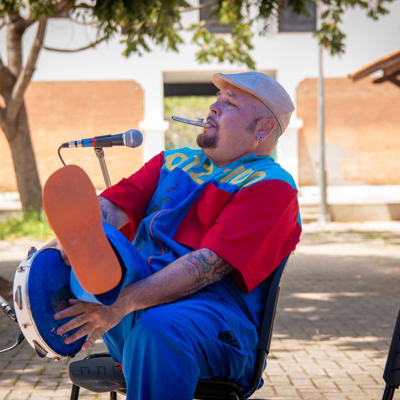 Banner do evento FESTIVAL DIA DA BIBLIOTECA SAMBANDO E SONZANDO: RITMOS E BRINCADEIRAS DO SAMBA