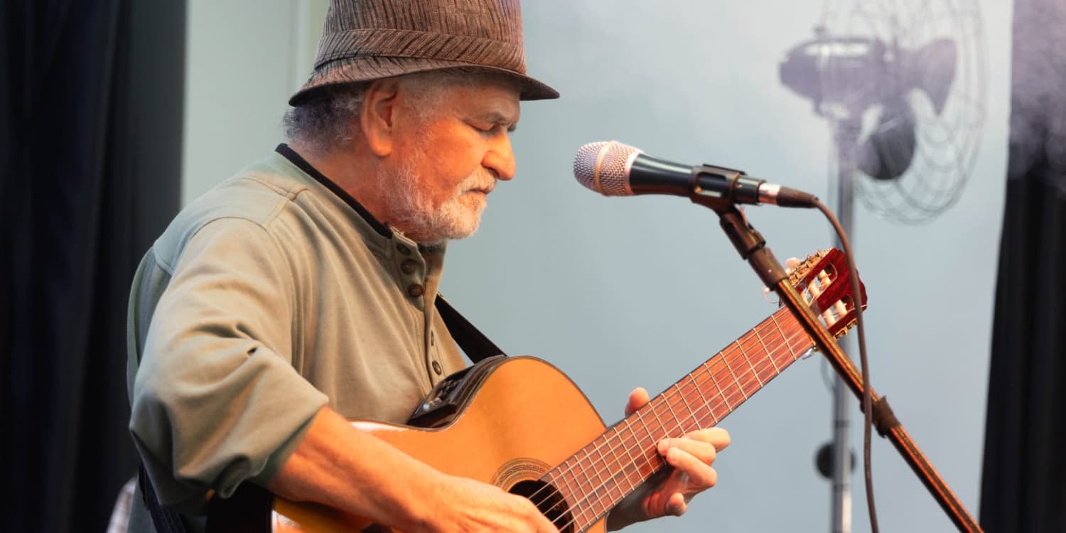 Banner do evento SARAUZINHO DA VERGUEIRO: MEU PRIMEIRO SARAU COM VIEIRA PATO