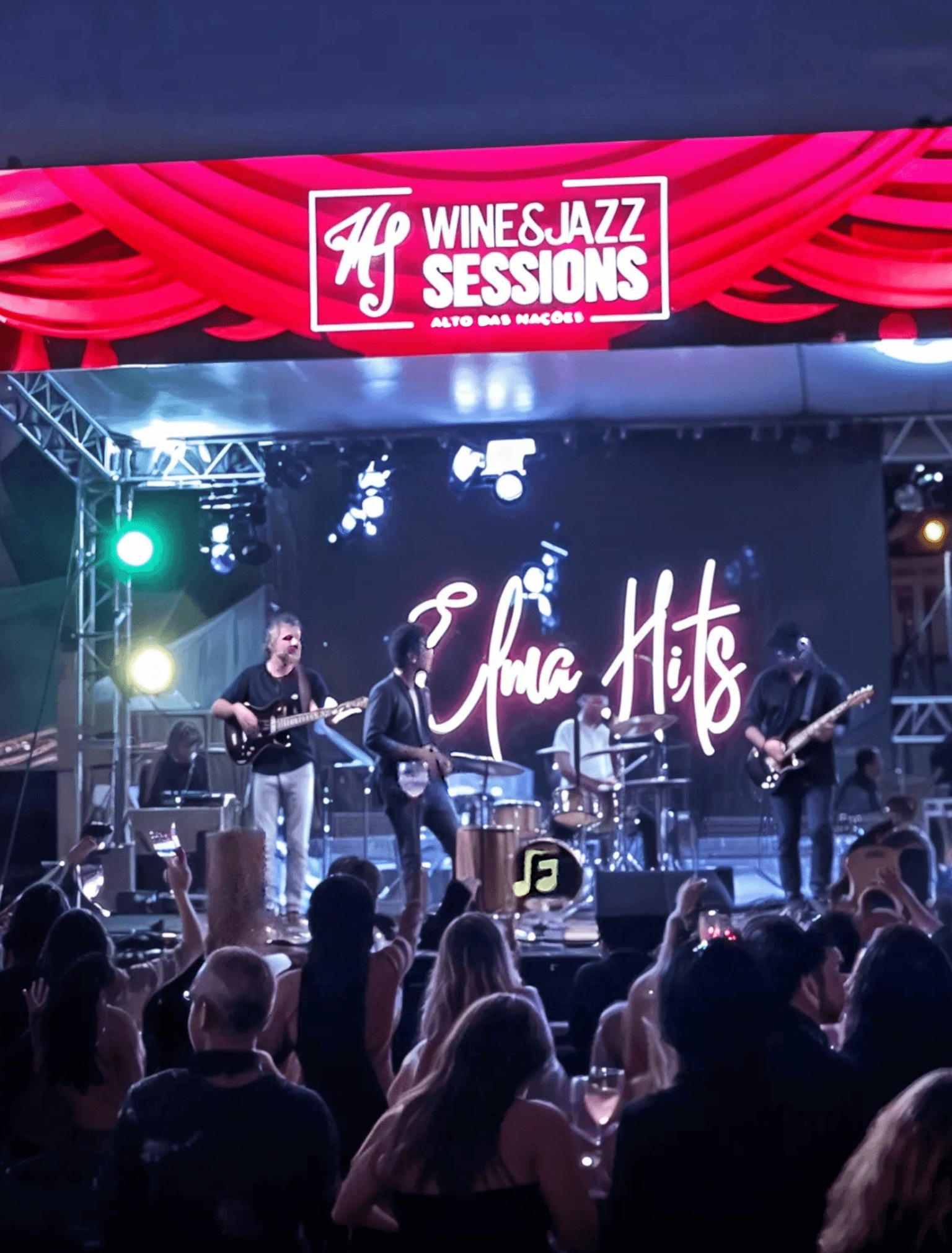 Banner do evento Wine & Jazz Sessions: vinho, gastronomia e música na praça