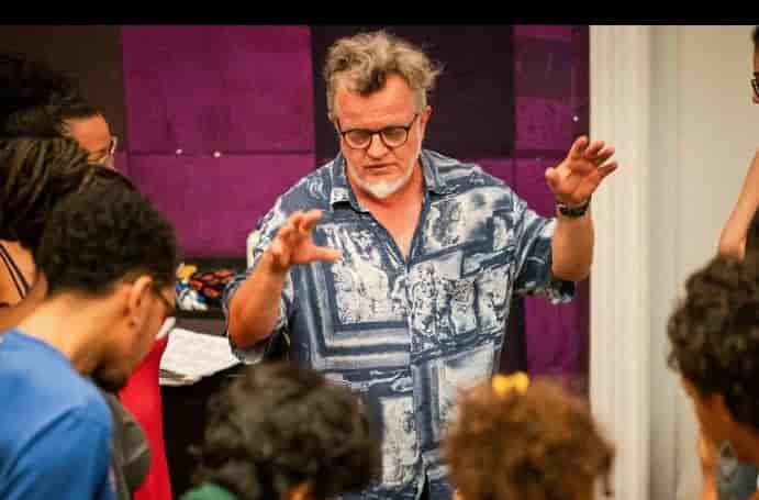 Imagem do evento Master Class/Teatro, cenografia, rua e afinidades