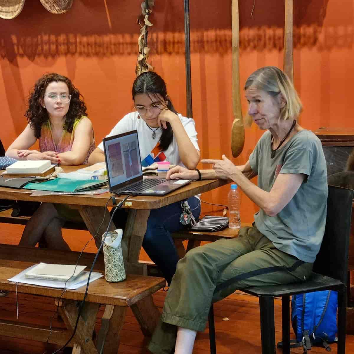 Imagem do evento Conexões Museus: Palestra Técnica "Conservação e Restauro", com Marlene Laky