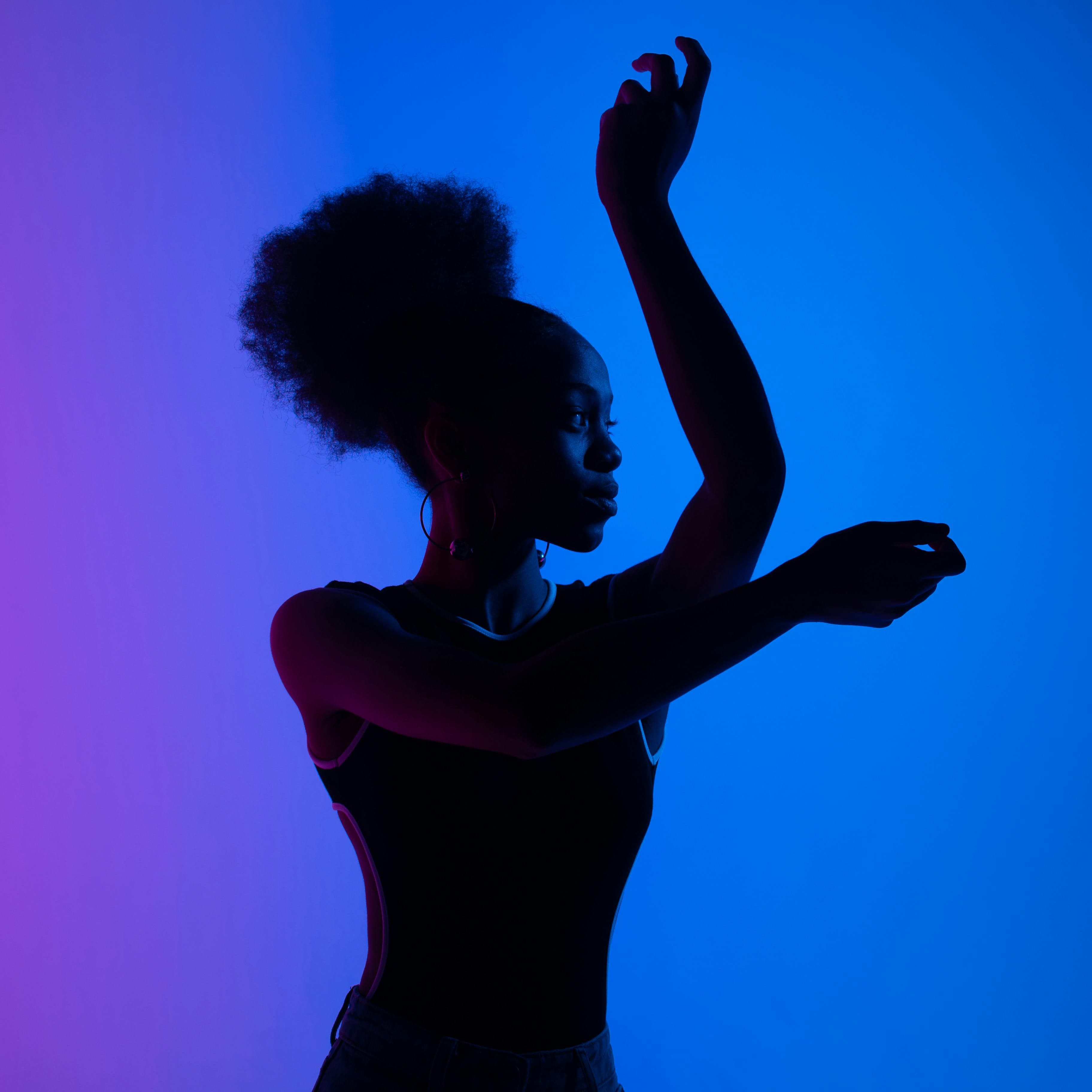 Banner do evento ATIVIDADES DE FÉRIAS | DANÇAR, ALONGAR E EQUILIBRAR + DANÇANDO NAS REDES SOCIAIS