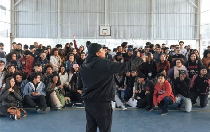 Banner do evento Café literário com Jéssica Campos