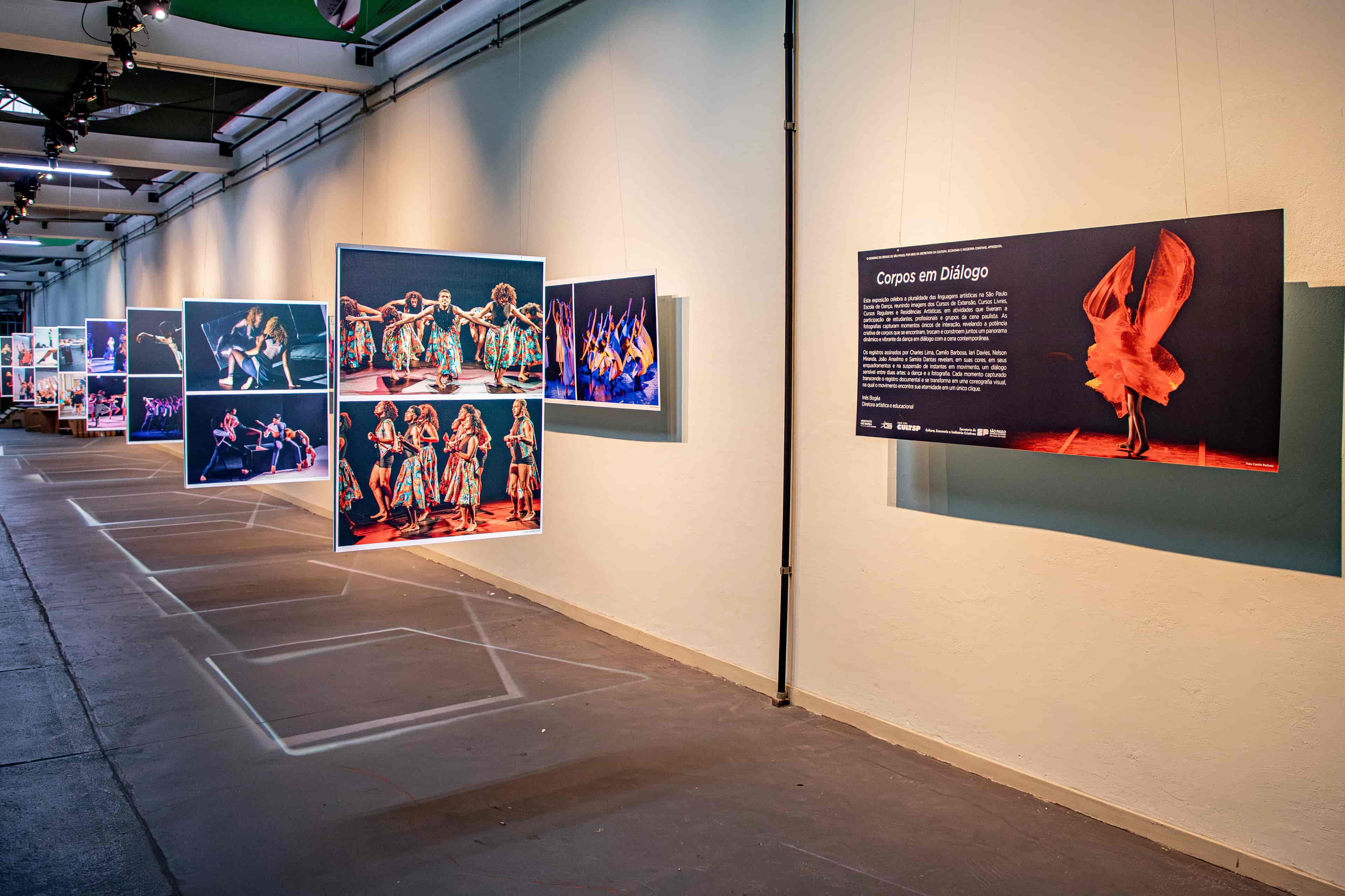 Banner do evento Exposição fotográfica Corpos em Diálogo