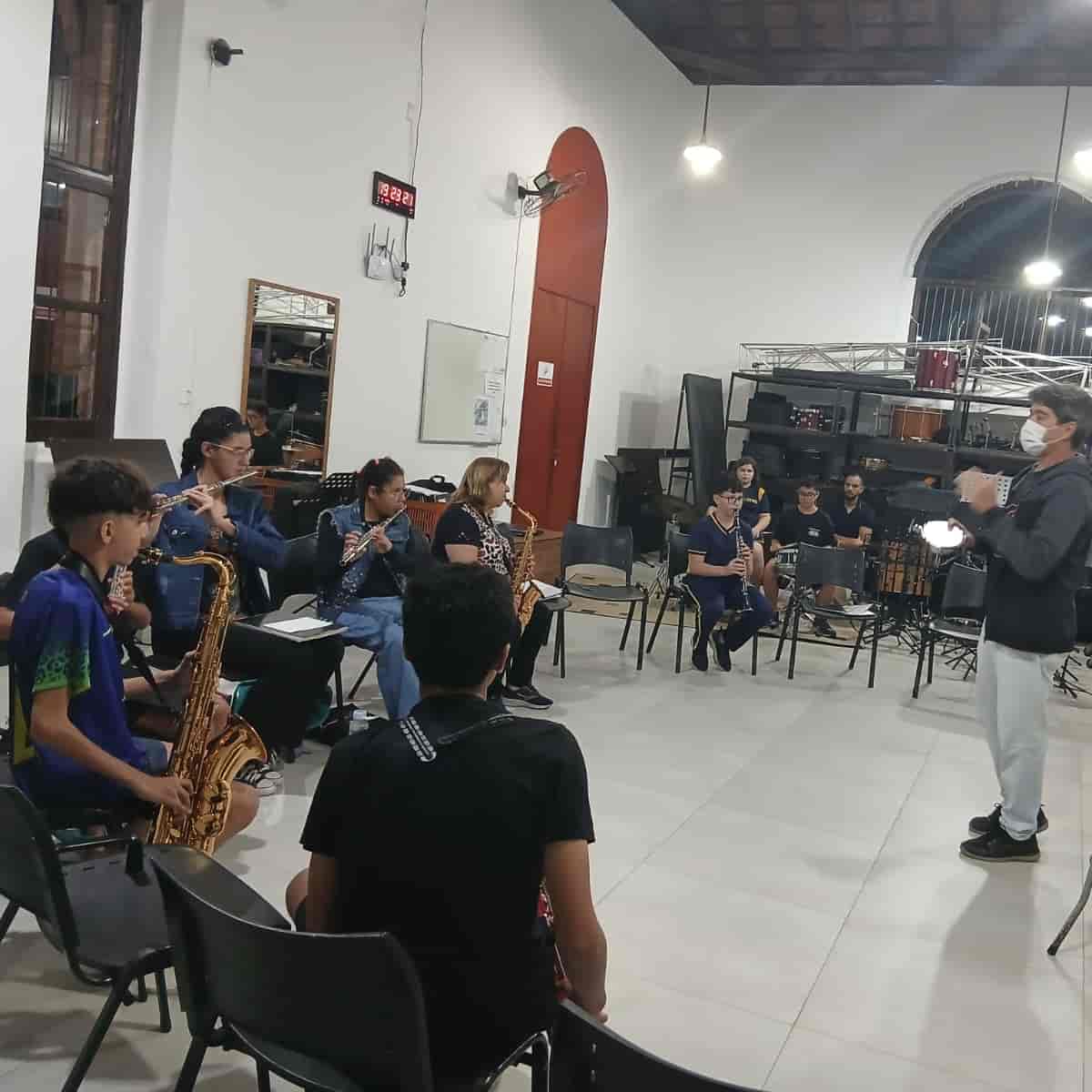 Imagem do evento Ensaio da Banda Lyrinha